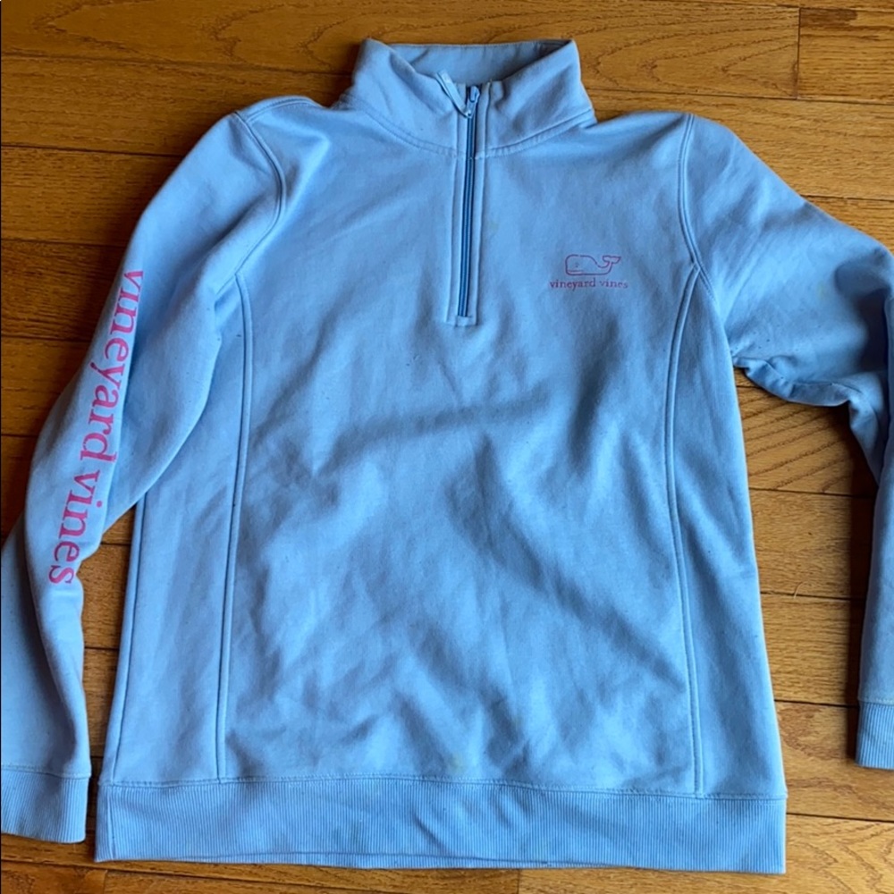 Vineyard vine sweatshirt
